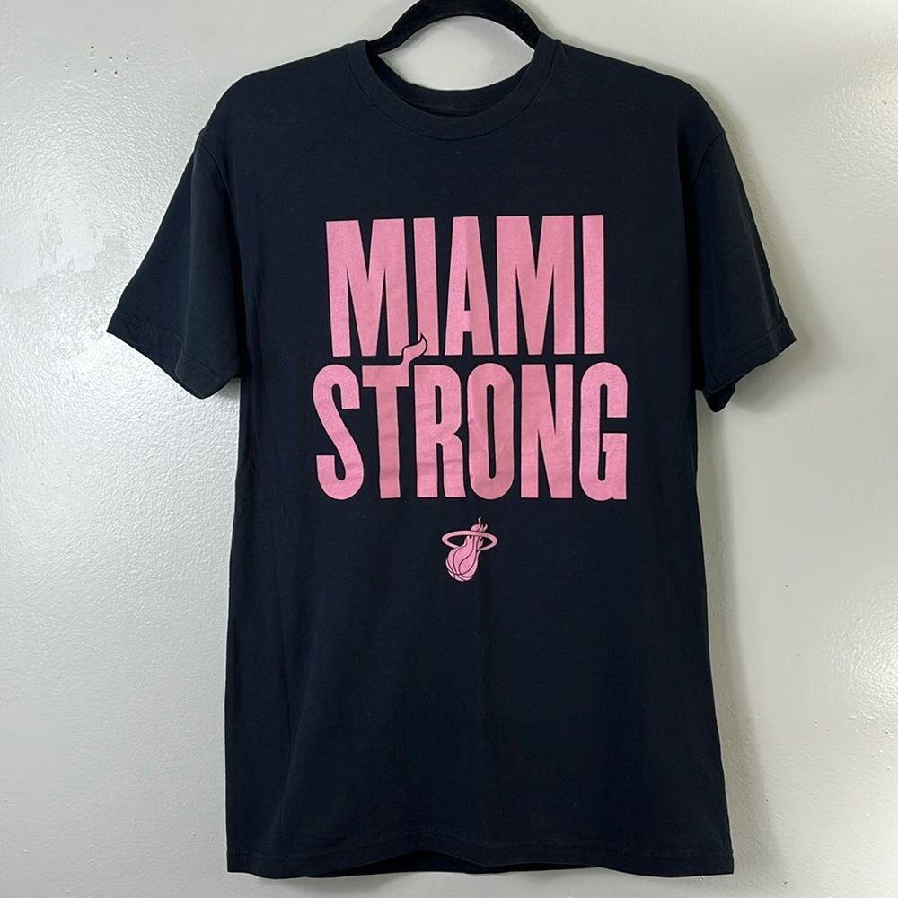 Court Culture Miami Heat Black Basketball T-shirt Graphic Miami Strong Men’s M